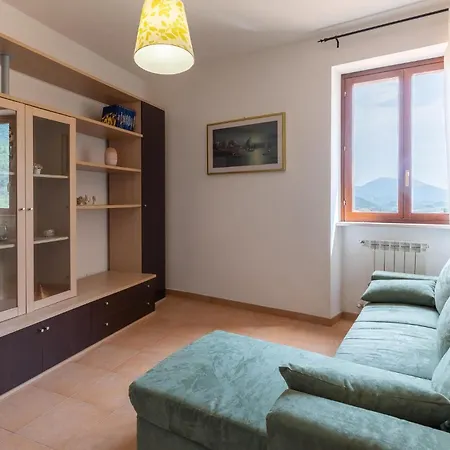 Gorgeous In With Kitchen