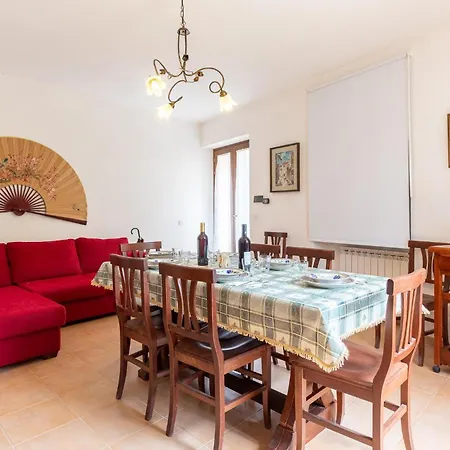 Gorgeous In With Kitchen